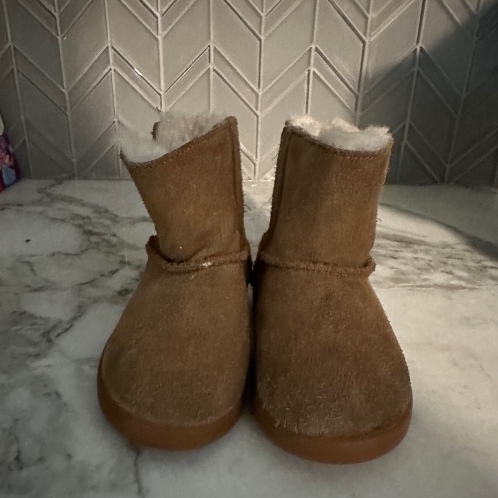 $18 ADD ON ugg‎ boots toddler uggs 6c Zara Janie and Jack Baby Gap Old Navy